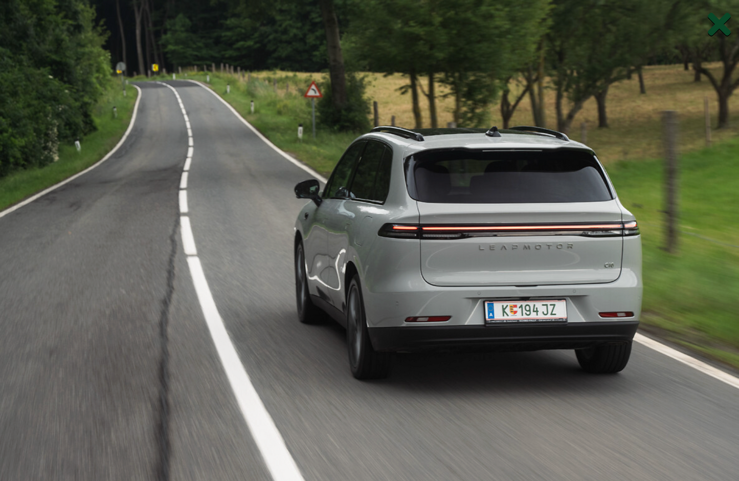 LEAPMOTOR C10 - DAILY RENTAL CAPE TOWN - TUNDRA GREY