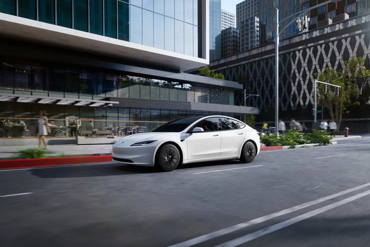 TESLA MODEL 3 — HOURLY PRIVATE CHAUFFEUR EXPERIENCE